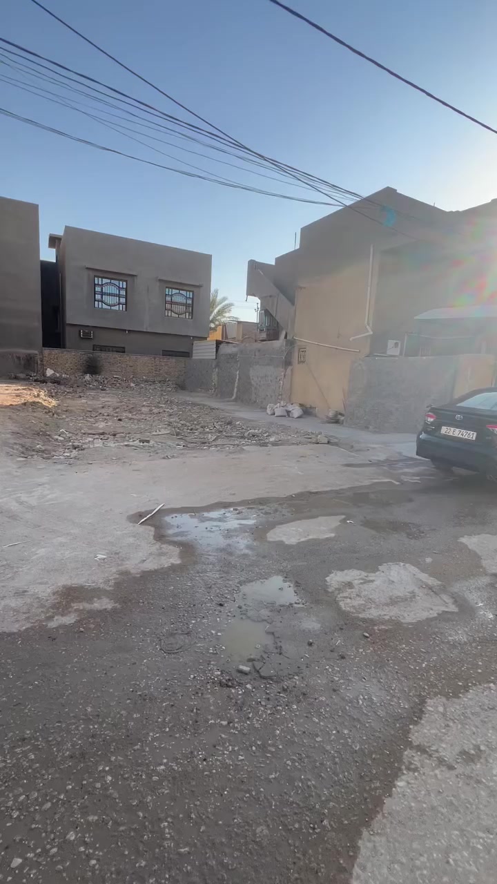 بسم الله الرحمن الرحيم
قطعه للبيع 
مساحه. ١٧٤ متر 
مكان جدا راقي 
خدمات كامله وقريب عن شارع عام جدا 
سعر خاص 
. واجهة 8,70.   نزال.  ٢٠ متر 
طابو صرف 
@مكتب الذهب الأبيض مقابل جامع سلمان محمدي ابو ليث 

***********
