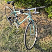 بايسكل c700 هايبرد بالة ياباني (ماركة Weekend Bikes المعروفة). البايسك...