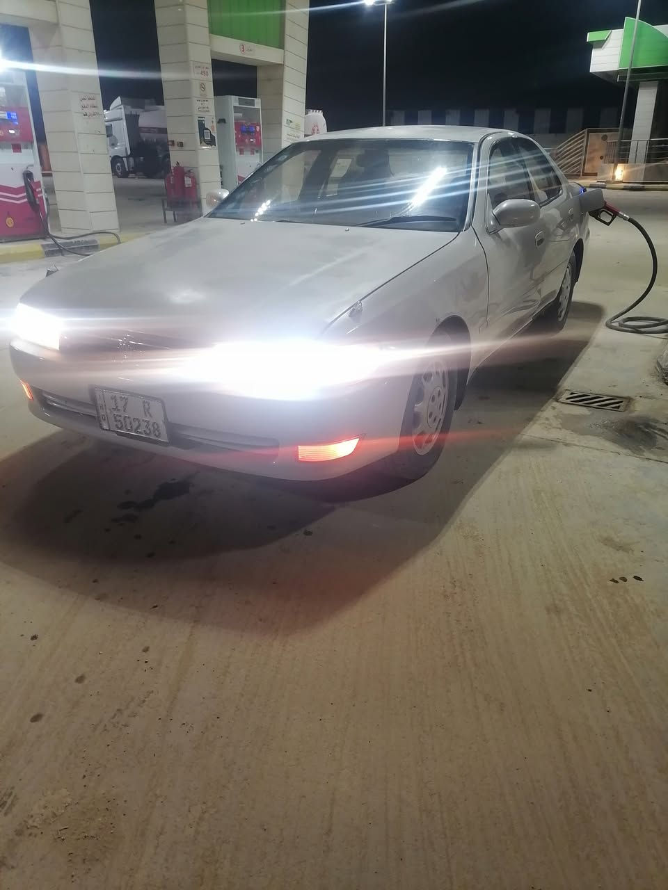 سلام عليكم
كرسته نفخ للبيع 
موديل 199‪3
لون لؤلؤي 
رقم مثنئ سياره هزته بعدها ما صاقطه 
سنويه لل29 راعيه موجود شرط مداور 
كير مكينه ٢٥٠٠ديلكو تبريد جاهز نقص بس غاز 
حداديه نضيفه.      تخم تاير نضاف 
السياره مكفوله من الضربه القويه والعيب الشرعي والاصوليات 
السعر 65 بيه مجال للشراي 
مكاني ذي قار 
قضاء الشطره للستفسار ***********‪
