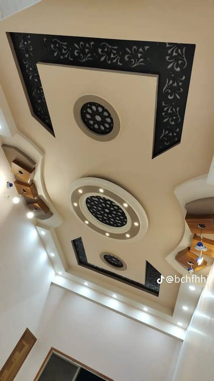 سلام عليكم مستعدين لعمل كافة أنواع السقوف الثانويه والجبس ودوائر واصباغ المنزل واتساب وأتصال***********
