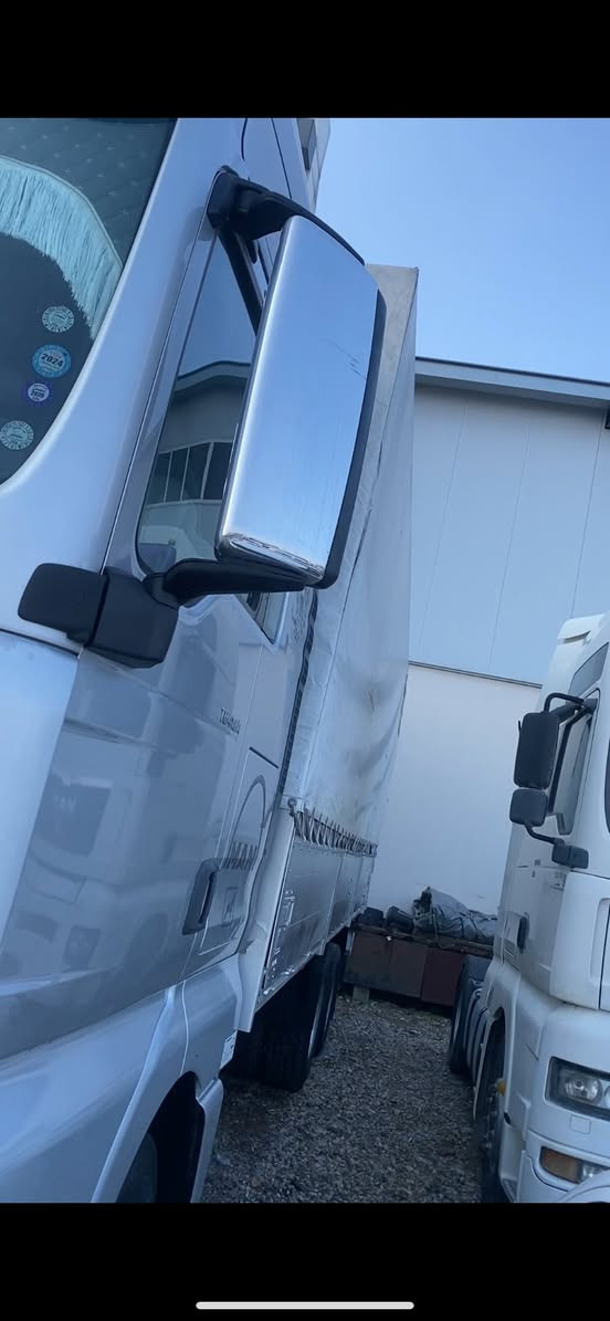 السلام عليكم سحال مان مديل2002
سياره جديده وما متعوبه كير ومحرك ستندر جدد
كير عادي 8 نمر دبل مناميه ثلاجه تخم تاير نضيف كهربائيات كلها جاهزه وبيها شغل رقم وهزه وسنويه جدد سياره بسمي سعرها 190 وبيها مجال مكاني البصرة القبله رقمي ***********
