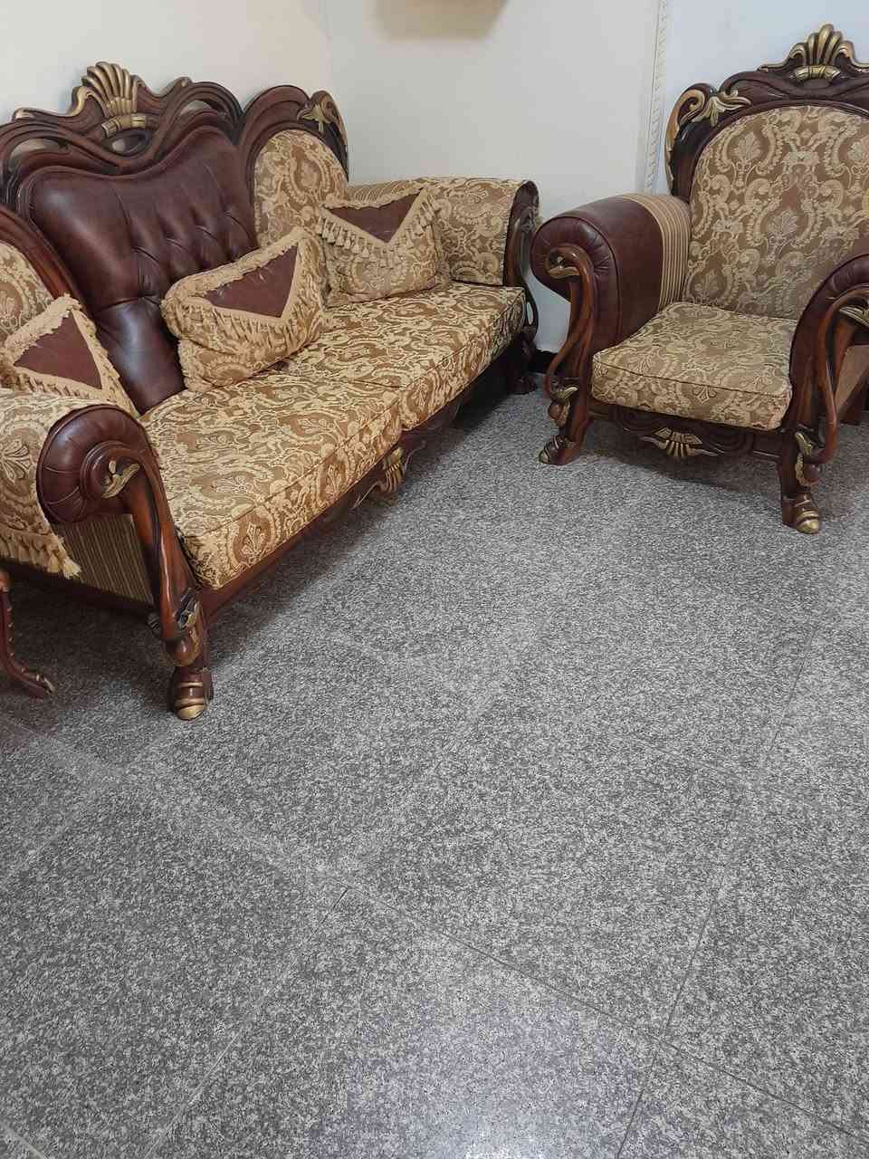 السلام عليكم متاح تخم اخو الجديد مابي اي ضرر للتواصل الدوره شارع ابو طياره  ***********
