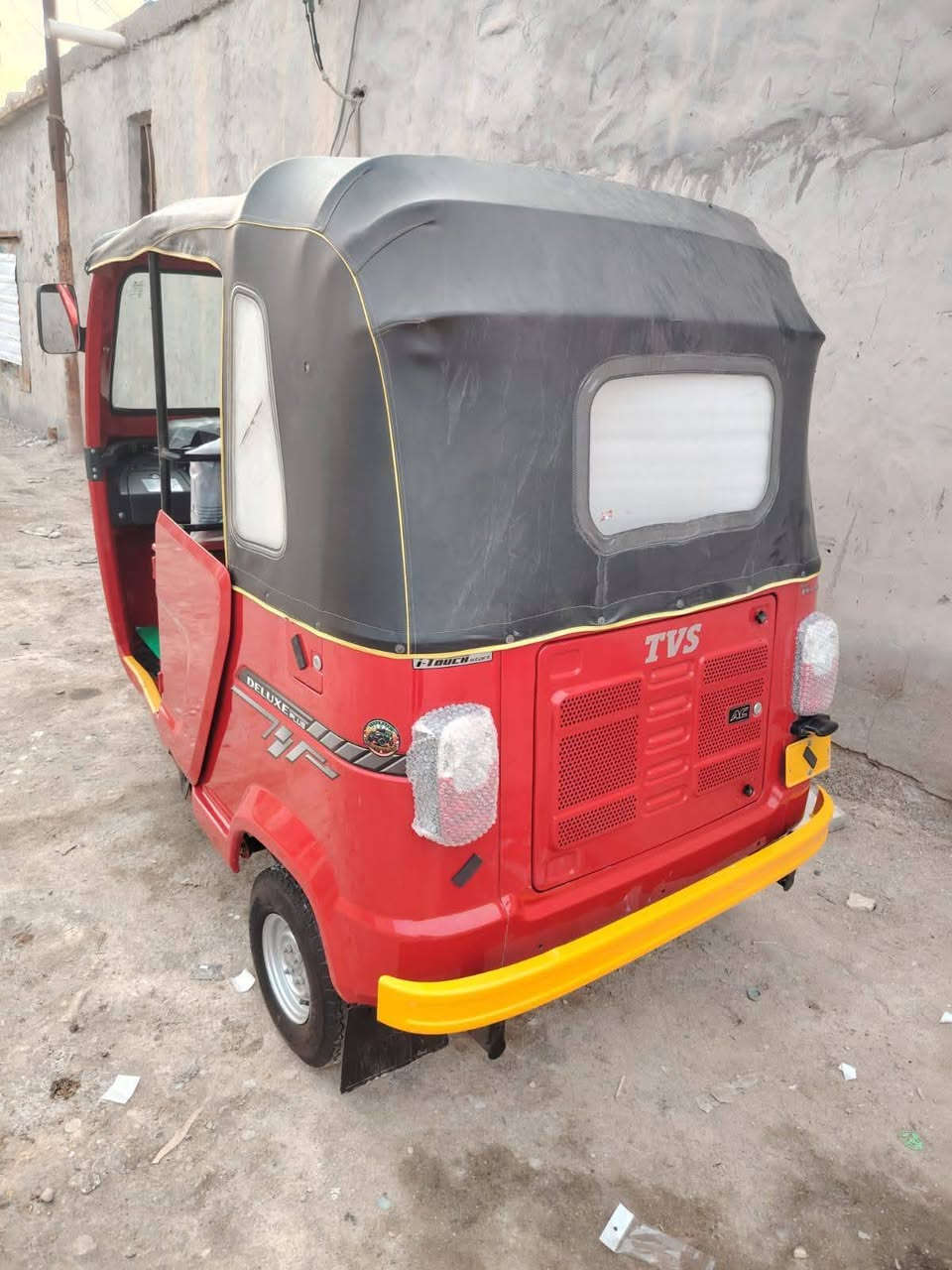 مديل 23  زيرو بصمه رقم وسنويه مستلم لوحات تكتك كفاله رقم بغداد تحويل ثاني يوم مكاني بغداد ‏‪‏‪***********‬‏ سعر 5 وبيه مجال قليل بيع مستعجل
