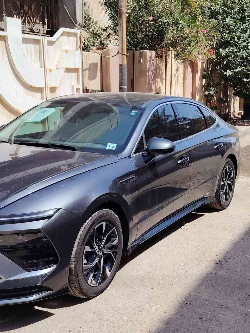 هيونداي سوناتا موديل 2024sel سياره جديده كلش ماشيه9000فقط حادثه فقط دعاميه وطخه بلبند  السياره حره بدون رقم تترقم كل المحافظات موصفاته ستيرن شفتات تدفئه ايرباكات كله سليمه كشنات حساسات رادارات دواخل ابيض السعر   193$بيه مجال 

***********
