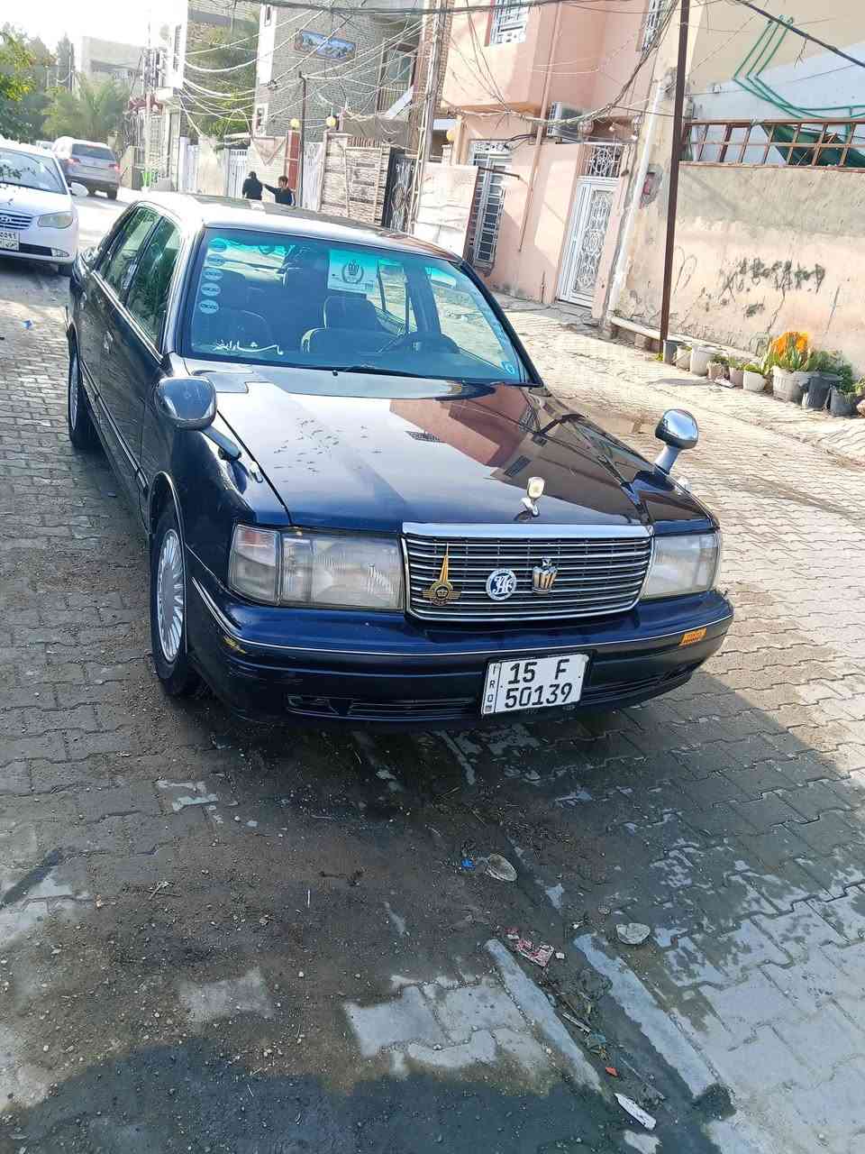 راس الثور للبيع موديل 2000 بيها ربع بنيد قص شاصي 51 عنوانها نجف حي الجامعه مكينه 2.5 فيشه واحده سعر 75 بيها مجال ***********
