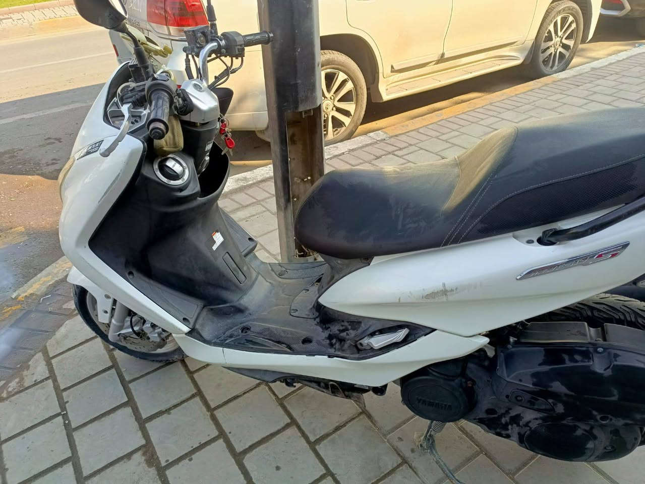 سلام عليكم دراجة يماها ماجستة Sرمبة شغالة مابيه اي نقص مكفولة من كلشي تجي تفحص يلا تاخذ رايده ١٥ وابيها مجال بسيط متواجد فيس واتساب ***********
