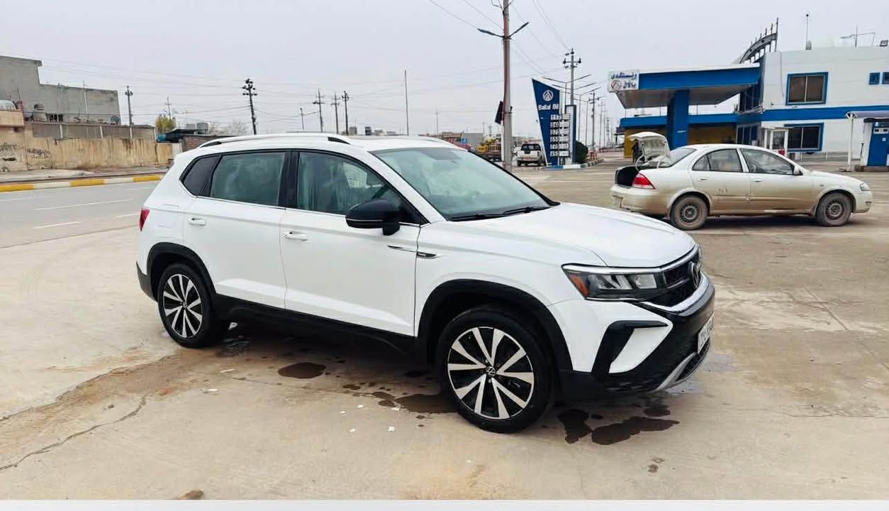 طاوس 2022 قةبات مواصفات دوو دةركاى لاى سةكن بوياغة بة شانةوة بى ناو گرتن و بى ئيرباك  دوو جيكاى بجوك ساردى هةية 50 مايل رويشتوة سيارةكةى هةموو شتى بةشةرت  مالى دوستة ز م / *********** سيارةكة ى هةتا بلى خاوين كارةبايى رادار و بةردى كزوز هةموو بة شةرت رانية, السليمانية
