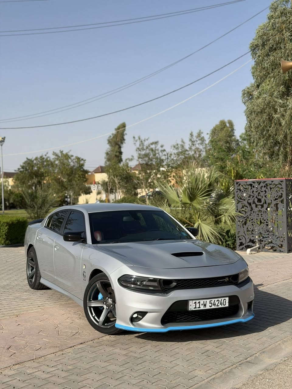 دوج جارجر سكات باك للبيع 

الفئة : srt سكات باك 

الموديل : 2019

اللوحة : بغداد حرة

نوع الحادث :جاملغ وباب السايق

اللون :رصاصي سلفر🤍. 

برمجة  وتفريغ مصطفى ايكل سياره كلش قويه

_____________________________

الــمــواصــفـــات :-

1 - محرك 8 سلندر 6400

2- شاشة وسط للتحكم في ايعازات السيارة

3- ويل كب نجمةة srt

4- حدادية جديدة

5- كشنات جلد  

6- تحكم ستيرن جهتين

7- عداد المسافة 57الف ميل فقط 

8- طقم تاير جديد

9-كيج Arf

10 - سستم صوت متكامل

11-كشن السائق  كهرباء

12-كار بلي

13-نظام سماعات Alpine 

14- مانع انزلاق

15- بصمة ابواب

16- تشغيل عن بعد

17 - منافذ USB امامي خلفي

18- سستم اكزوز بلادي 

19- انظمة قيادة متعدده 

20-حساس خلفي اصل 

21-شوته رياضيه

22-اويل كاج كان

23-لويات he وياه

24-لايت لد متغير بل تلفون

العنوان النجف الاشرف

للأستفسار : تواصل خاص او الاتصال على الارقام👇🏻

اثير وبي واتساب
***********
اسيا بدون واتساب
***********
