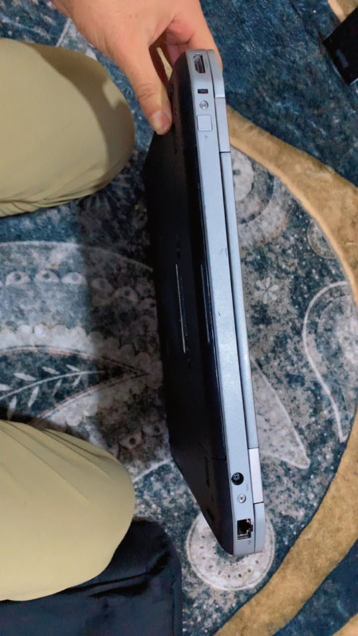 حاسوب للبيع نوع DEEL
وندوز ١٠
اكسل ١٠
كور اي 5 
السعر ١٠٠


**إذا كنت صاحب هذا الإعلان وتريد حذفه لأي سبب، رجاءا أرسل رسالة إلى الدعم الفني**