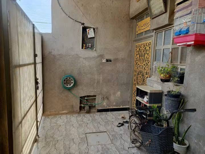 للبيع المساحة 98 متر
الواجه٧

نزال١٤

بناء طابوك 

الاساس رفت 

اربع غرف نوم 
الخدمات 
مجاري 
ماء 
كهرباء

طابو سند ٢٥   الموقع مقابل الجزيرة السياحية شارع سيد محمد المبرقع

استفسار اتصل ***********
