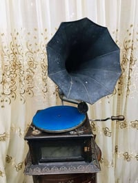 جرامافون أصلي • ماستر فويس ١٩٤٠ • أسطوانة حجرية