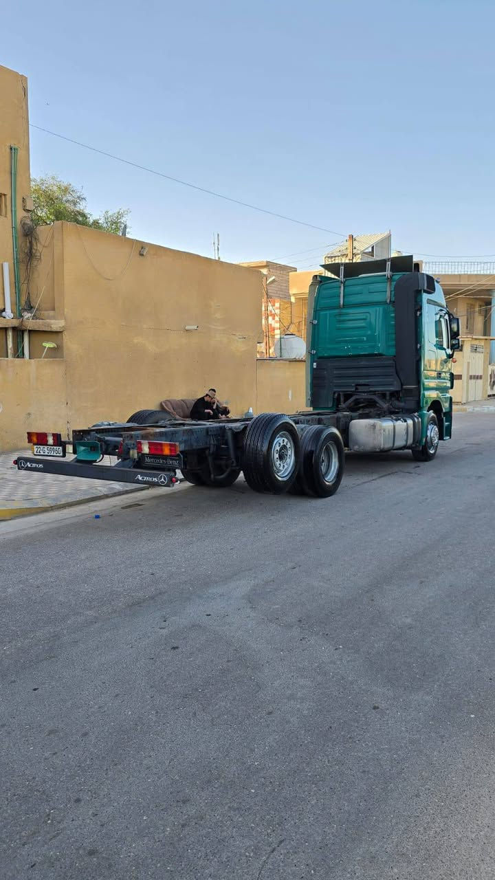 سلام عليكم سياره للبيع كتروز موديل 2006 مواصفات ريتادر خمس طكات ثلاجه ادبلو صقف ليزري دبل مناميه اوتماتيك 8 نمر حجم 2541 
الاتصال على الرقم//***********//*********** مامتواجد على الفيس
