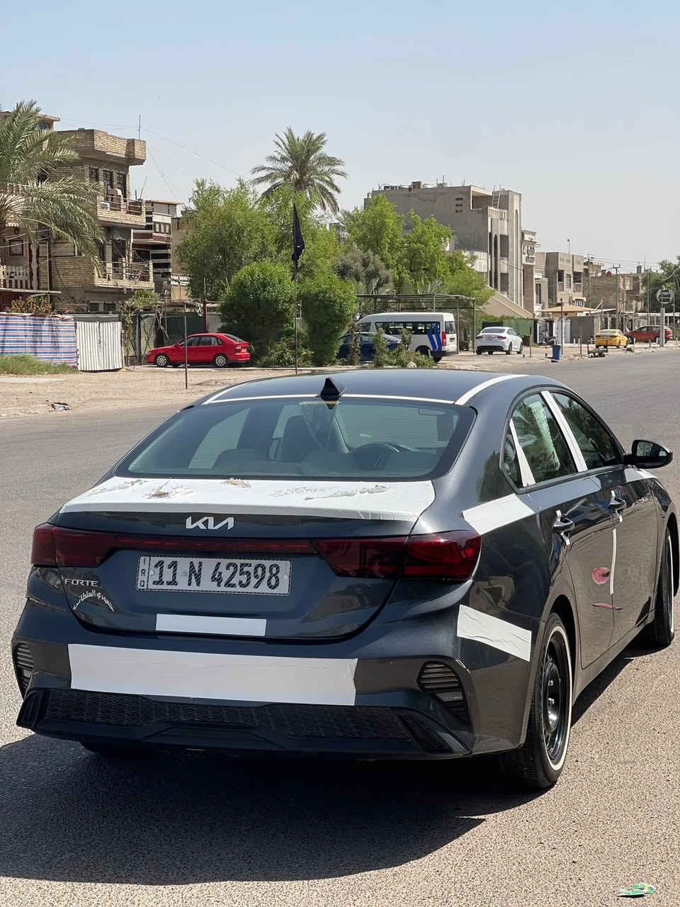 يالله 
السلام عليكم شباب 
فورتي 2022 
حادثها باب وجاملغ صفحه السايق وبل عراق بيها باب 
بارد السياره ماشيه 73 ميل السياره صدر جديد تخم تاير خط 
ابيض جديد السياره بعدها عل بلاد السياره مال بيت الله شاهد 
مكينه كير تبريد كله كفاله عامه عن الحلال والحرام بيها 
طخه بنفس الجاملغ مال الحادث 
السياره نص مواصفات معروفه 

قياده ذاتيه 
رادار امامي 
مثبت سرعه 
بيها 3 وضعيات قياده 
نورمال سبورت كونفورت 
وباقي المواصفات المعروفه 

مكاني بياع حي الرساله 
الشراي يتصل ***********
