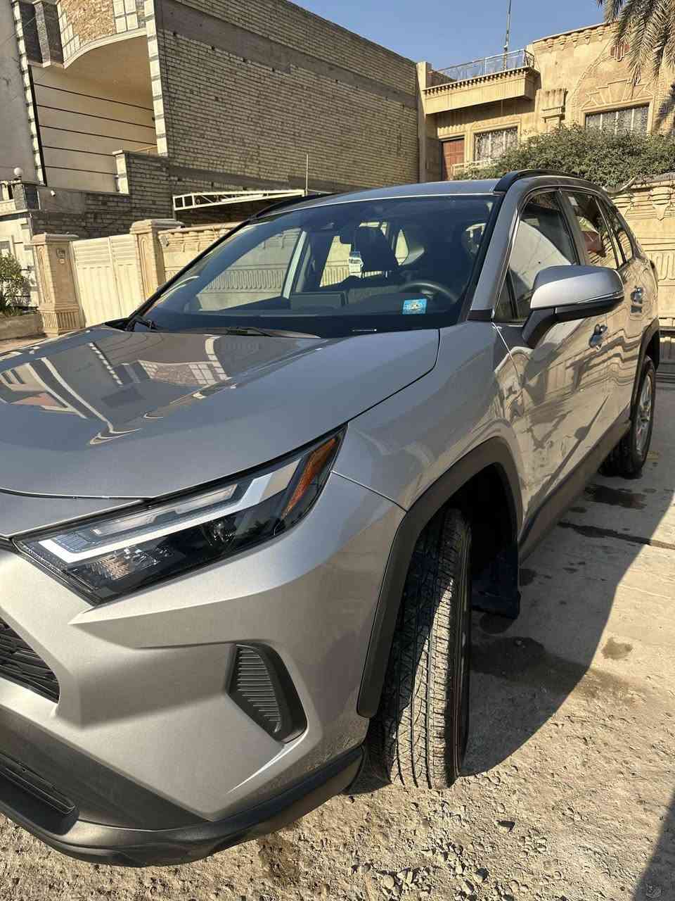 راف فور xle 2024 سلفر  وارد كندي ياباني اصلي
1-بصمه

2- فتحه 

3- كشنات تدفئه 

4- كشن السايق كهرباء 

5- كاميرا خلفيه دواره 

6- صندوق كهرباء 

7- رادر 

8 - نقطه عمياء

9- اوتو ستوب 

10- اوتو هولد 

11- هاند بريك بصمه 

12 - لايتات LED

13- حساسات خلفيه

14- اشاير بالمري 

السياره مبدل بيها باب خلف السائق اصلي نفس اللون 

وجاملغ وصندوق مصلح بارد مع صبغ جزء من الصندوق بدون ايرباك 

ماشيه 39 الف كيلو متر 
 
السعر ٢٥٠ ورقه 

مرقم جاهز بغداد

***********
