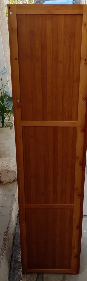 السلام عليكم
فاترينه خشب البلوط جديده ممستعمله السعر 45
المراسله على هاذ الرقم 
***********
