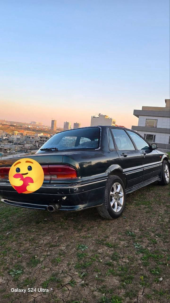 مستە ربۆشی گڵاند مۆدێل 1992سێ فڵچە ی بیلاد
ڕە قە م عصڵی اربیل بە ناووی خۆمۆیە 
مکینە ٦۳ گێڕوو مە کینە ی مە زبووت 
سعر ۳٥ ومەجال 
ژ.م*********** ...***********
