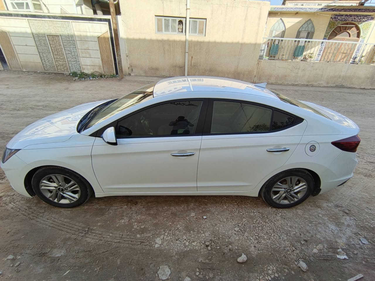 الانترا  موديل 2020رقم بابل
سياره بيهه بنيد مبدل وبارد وصبغ شبر باب العكس السايق
موضح بالسونار
محرك ٢٠٠ دوش
كير ايتي
حساسات جوانب
كامرا شاشه ذكيه كابرلي
وتفاصيل اخرى الي معروفه بالسياره
مكان سياره بابل
سعر١٣٧ بيها مجال شوية
الرقم *********** اتصال او واتس اب
