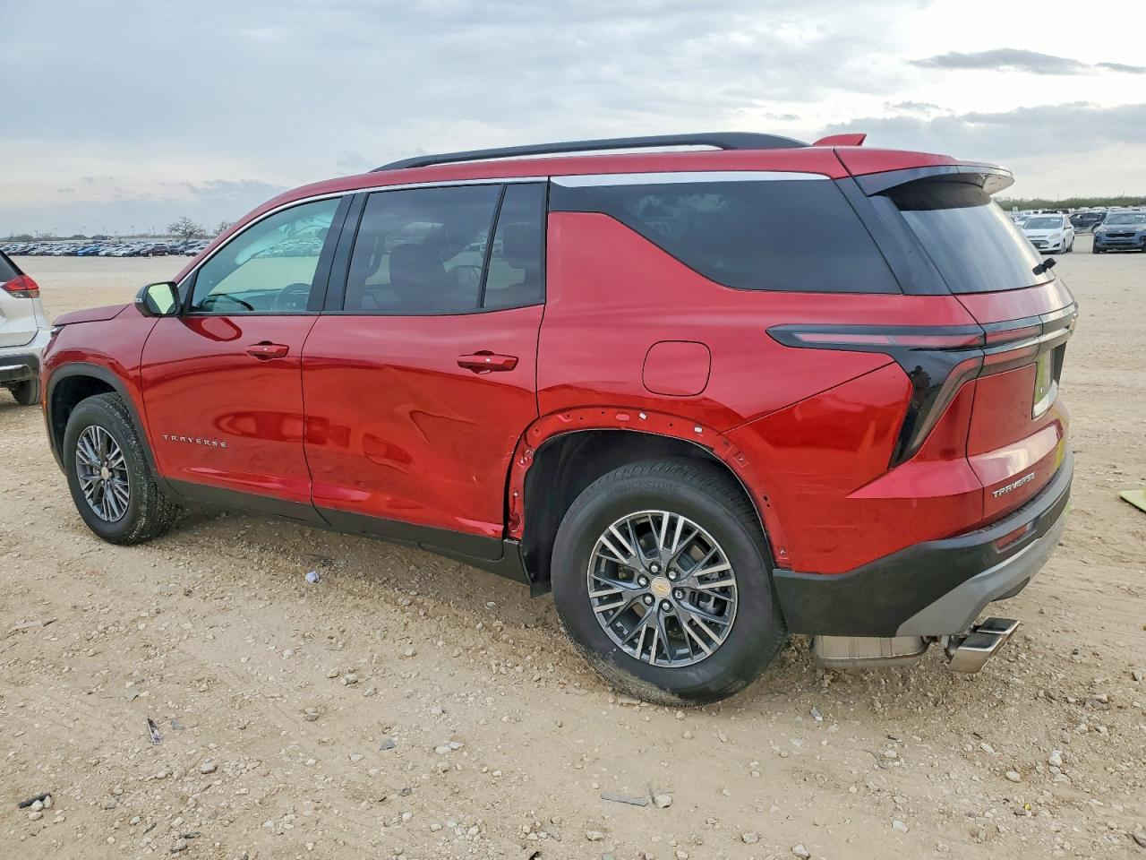 🚨 تنويه مهم
هذه السيارة معروضة في المزاد الأمريكي 🇺🇸
والمزايدة والشراء تتم عن طريق مكتب الباخرة للمزادات 🇮🇶
🔥 تدخل بكتاب الشهداء
───────────────
🚗 نوع السيارة:2025 CHEVROLET TRAVERSE LT
📅 تاريخ المزاد:الخميس 19-03-2026
💰 السعر: يتحدد داخل المزاد
📊 الممشى:8575 ميل فعلي
🛠️المحرك: 4 سلندر / 2.5 لتر
───────────────

🔥 مجاناً مجاناً مجاناً
📄 تقرير كارفاكس مجاني بدون أي مقابل
───────────────

🚗 سحب السيارة خلال 24 ساعة من وقت التسديد
💸 حسابات مخفّضة وعمولات أقل من السوق
───────────────

🚢 الشحن متوفر من:
🇺🇸 🇨🇦 جميع الولايات الأمريكية والكندية
➡️ شحن مباشر إلى العراق
➡️ العقبة – جبل علي – ميرسين
───────────────

🛃 تخليص كمركي كامل من ميناء أم قصر
🏔️ تخليص كمركي إلى إقليم كردستان
🇯🇴 شحن مباشر إلى عمّان (العقبة)
🇹🇷 شحن إلى ميناء ميرسين – تركيا
───────────────

🏢 فروع الشركة:
📍 الفرع الأول: بغداد – السيدية – الإعلام
📍 الفرع الثاني: الإمارات العربية المتحدة – الشارقة – الصناعية 4
───────────────

👥 مجموعة البيع والشراء:
https://www.facebook.com/share/g/17pXXBgeeU/?mibextid=wwXIfr

───────────────

🎵 TikTok:
https://www.tiktok.com/@al_bakhera?t=8qGOLioZlVE&_r=1

───────────────

📞 للاستفسار والتواصل:
+9647739115599


**إذا كنت صاحب هذا الإعلان وتريد حذفه لأي سبب، رجاءا أرسل رسالة إلى الدعم الفني**