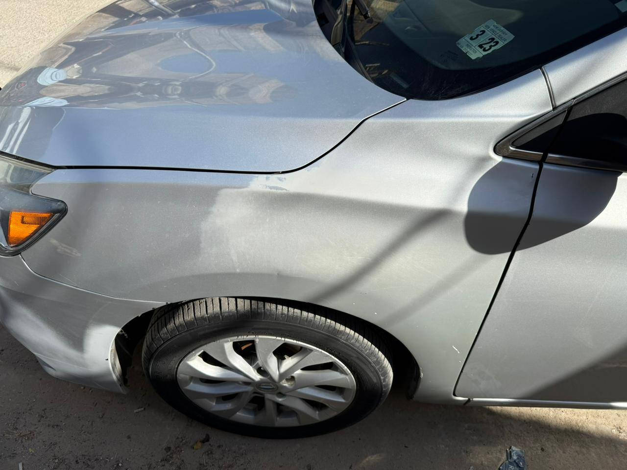 نيسان سنترا 2019 وارد امريكي ضررهه جاملغ وباب صفحه السايق واكو بيهه طخات موضحه بالصور التبريد بي ضعف ماشيه 103 الف السعر 90وبيهه مجال الاتصال على الرقم ***********
