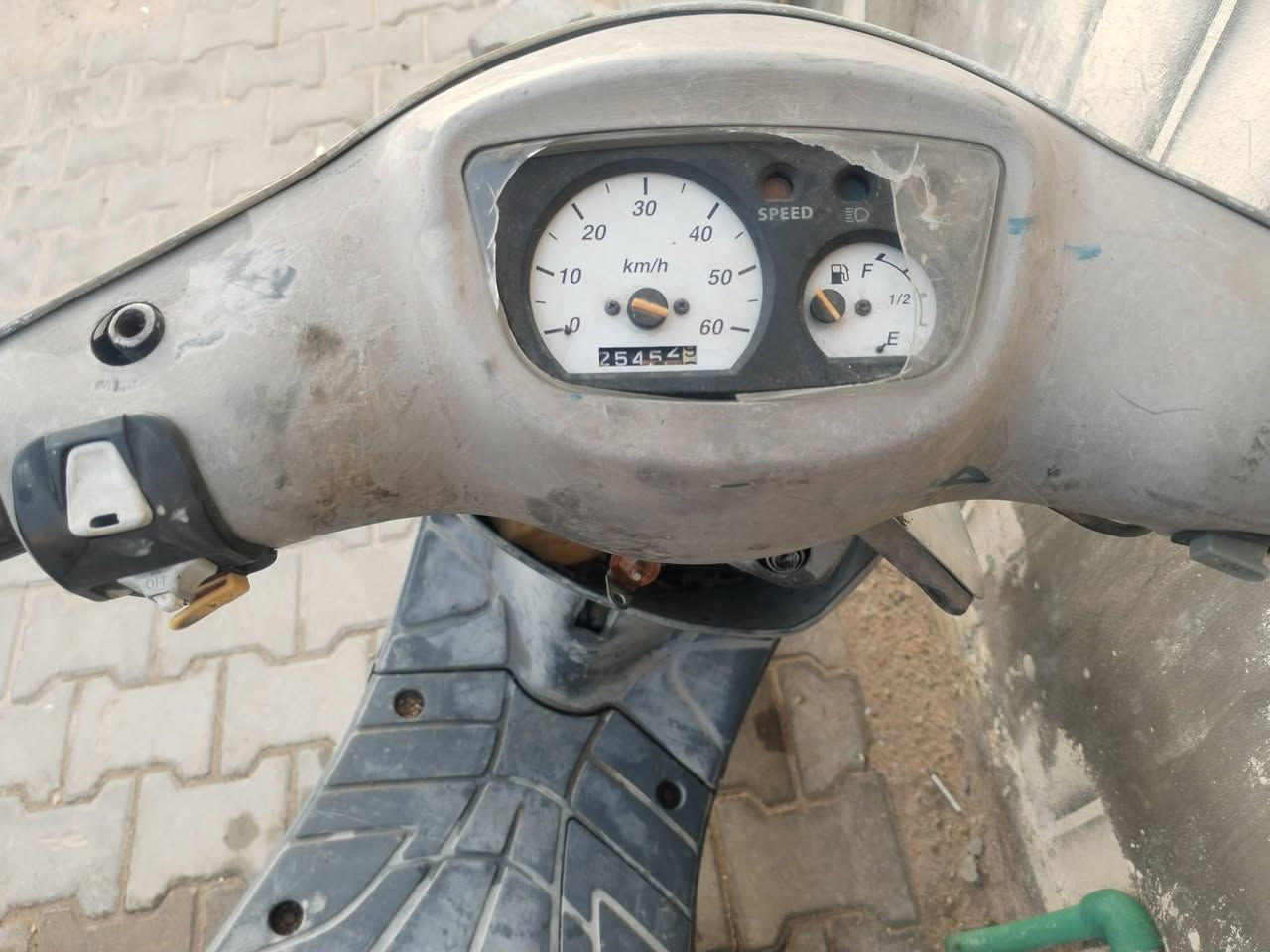 بيجي للبيع. فقط نكرة سلف. بيها نواقص بسطة. جك. دشبول   مكينة ناعمة نهضة ومشي  الشراي يخابرني ويدلل *********** السعر. ٢٥٠
