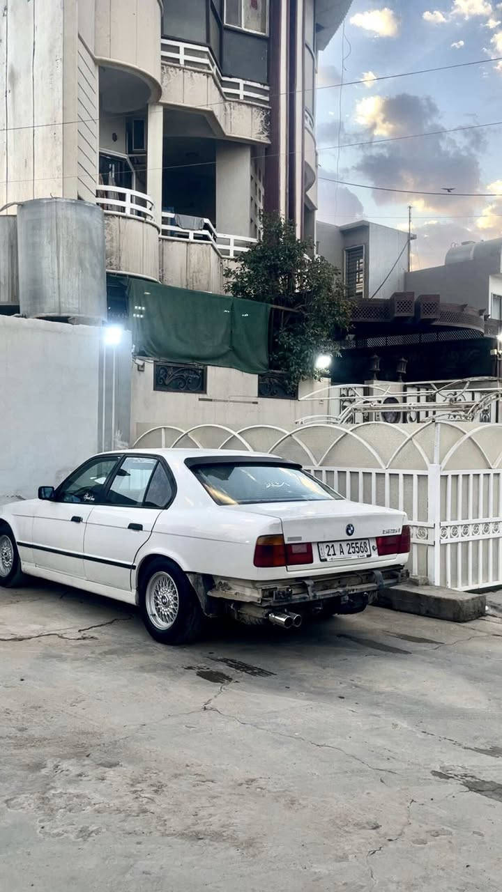 لبيع فروشتن bmw موديل 1992
65مجال سةيارةكة 525گير ئوتةماتيكة  فول فولة ٣پارجةي سبوغة گيرو مةكينة بةشةرت رةقةم سليمانية سةنةوي بةناوي خومةوةية تا ٢٠٣٠تازةية ***********
