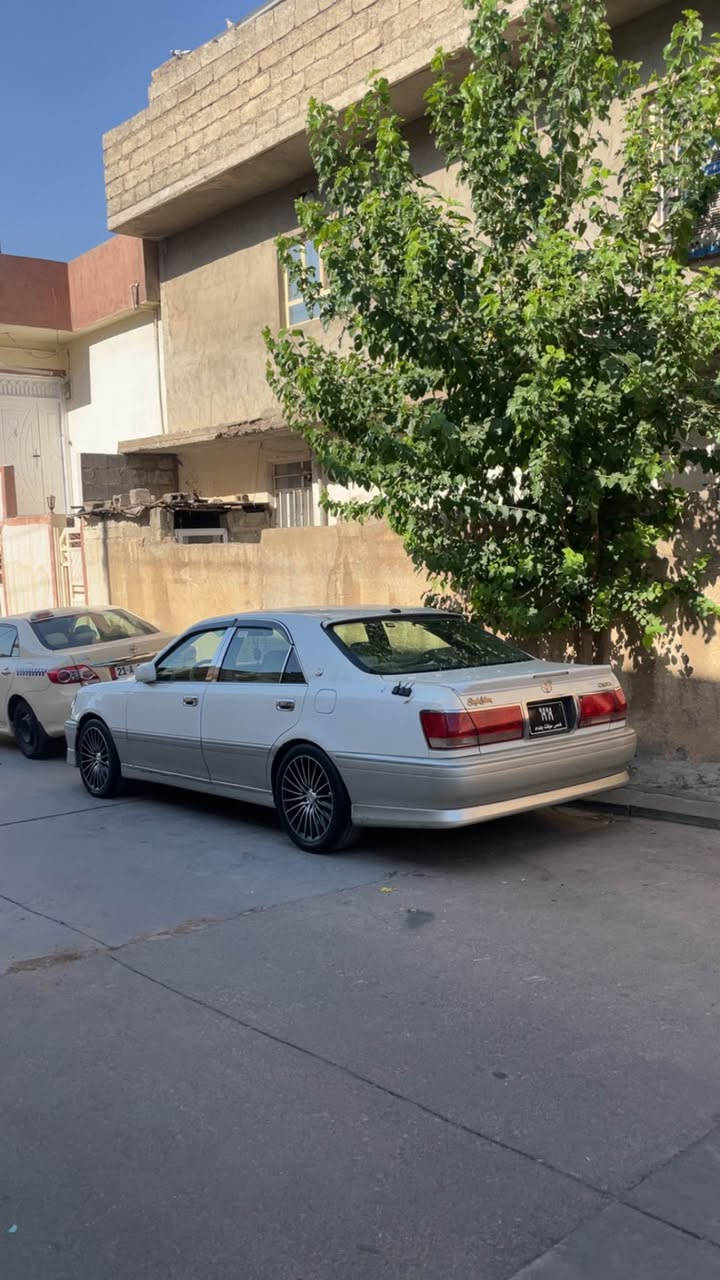 سەرەتا بەناوی خوای گەورە 
مەلیکە بڕاوە ٢٠٠٣ d4 گەورە بێ دیلکۆ 
کامل مەسرەف کراوە سەیارەکە هەتا بڵێی تازەیە داژبووڵ نەجەف سەروو ژێر 🤎 
برێکی بەسراوە تەبرید ساردوو🥶 گەرمی بە شەرت جامی هەڵگیراوە کامل کراوە بە سپۆڕت ویلی مارسیدزی لەژێرە سەیارەکە هەموو گیانی جایزە و بۆیاخی هیچ نییە سۆنەرەکەیم داناوە سەیارەی ماڵە 
کۆدو بارکۆدی وەرگیراوە بەس سایەقێکی ئەوێت سەیارەی پاتاڵ نییە لەگەڵ ڕێزم بە دڵ مەسرەف کراوە🛠️ ٣٣ گەڵایی بازاڕ نییە بیانوو بڕە سەیارەکە توخوا ئەگەر مشتەری نیت سەرمان مەیەشێنە بچووکی هەموو لایەکم ٤٢ گەڵاو مەجالێکی برایانە 🤍
لەسلێمانیم 
ژ/م *********** السليمانية, العراق

