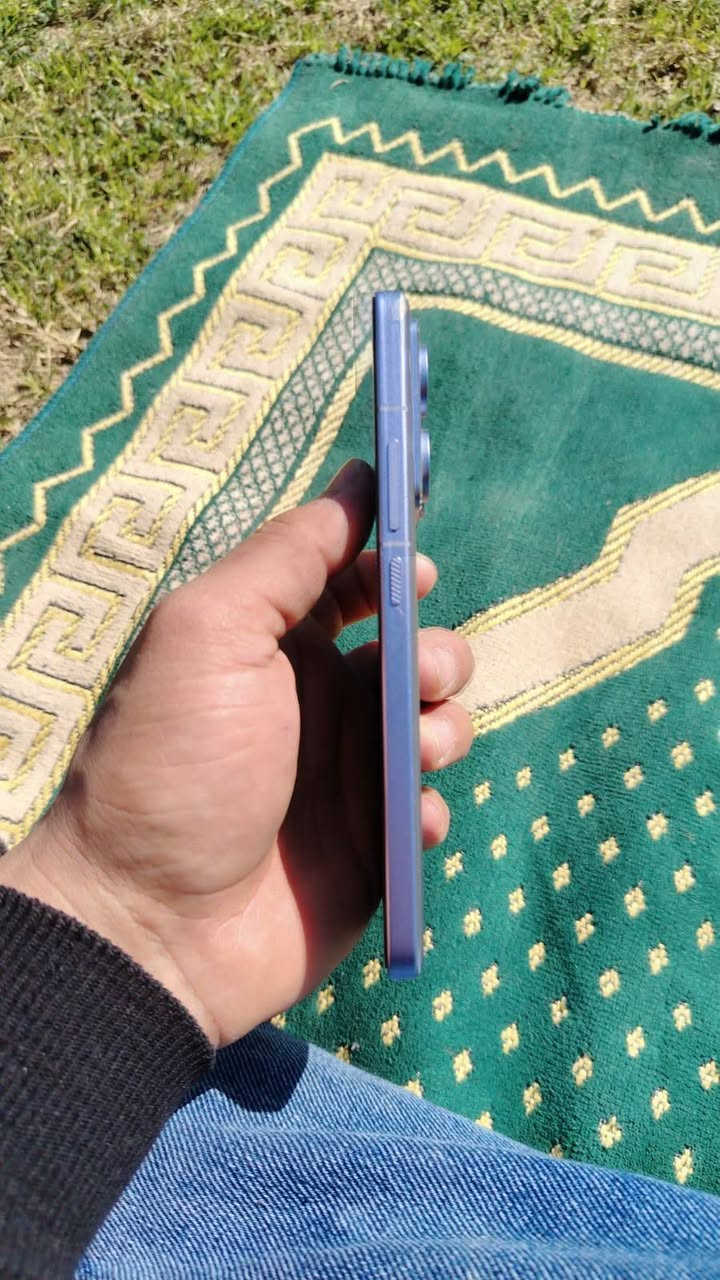 السلام عليكم
شاومي 14 تي برو mi 14 t pro نظافة 100% بطارية 99% كارتون معا وشاحنه البلاديه وملحقاته.. ذاكره 512 رام 24 شاحن 120 واط شاشه 144 هرتز، ضد المي وبي حمايه عاليه للسقوط معالج فلاكشب 120 فريم ببجي براحته
ب 600 الف بي مجال وتوصيل عليه مع ضمان تجربه شرط معجبك ترجعه جهاز راقي بشكل


**إذا كنت صاحب هذا الإعلان وتريد حذفه لأي سبب، رجاءا أرسل رسالة إلى الدعم الفني**