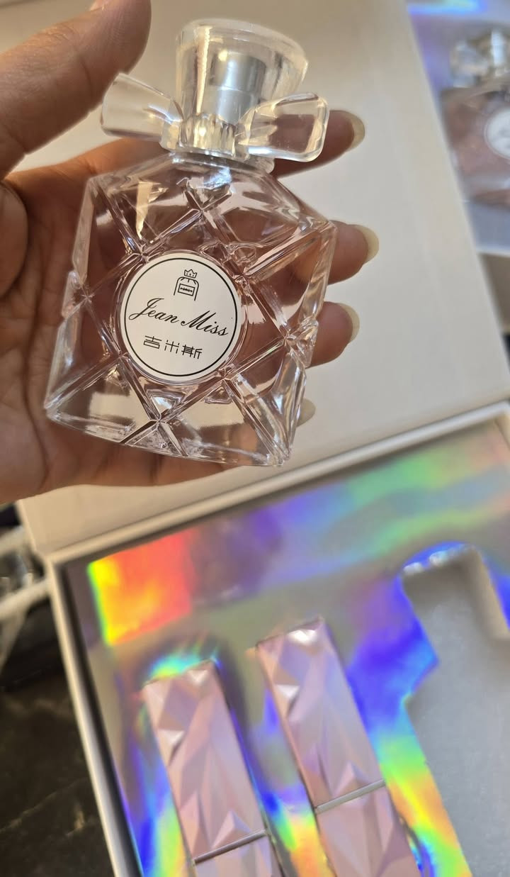 بكجات عطر مع اقلام حمر عدد ٣ بكج سعر البكج الؤاحد ٥٠٠٠


**إذا كنت صاحب هذا الإعلان وتريد حذفه لأي سبب، رجاءا أرسل رسالة إلى الدعم الفني**