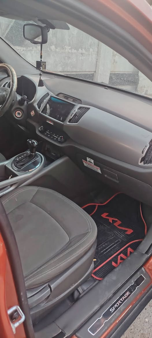 السلام عليكم كيه اسبورتج 2013 خليجي السياره بانوراما مكفوله من التبديل والصبغ رقم بغداد انكليزي السعر ١٣٨
محرك ٢٠٠ دوش
عنوان بغداد مدينة الصدر ***********
