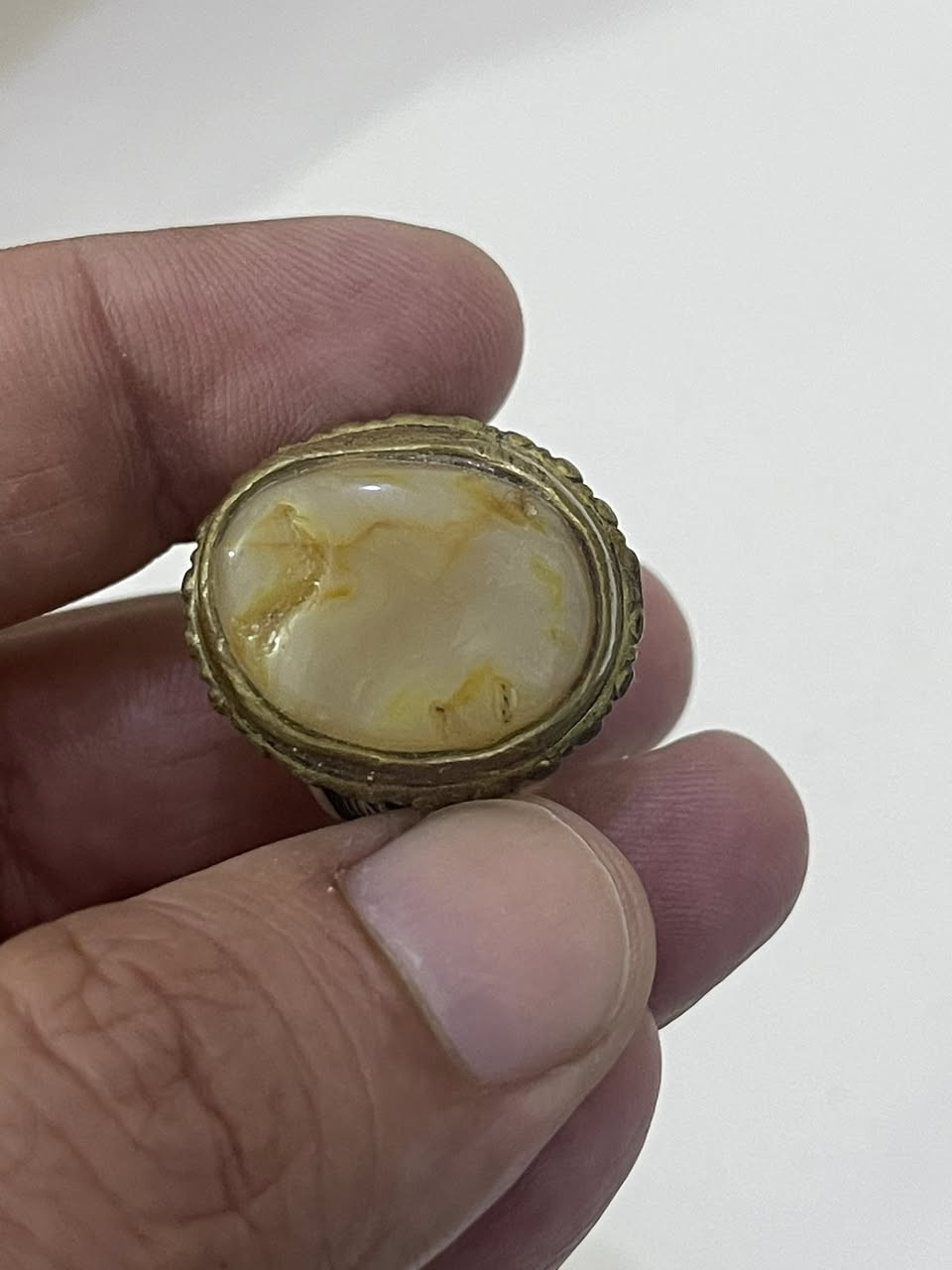 سلام عليكم شباب 
محبس يماني اصفر حجره قديمه صياغه يدويه الداير نحاس وعضدً فضه عراقيه سعره 40 الف مكاني بغداد قريب عله كراج نهضه لاء يوجد توصيل


**إذا كنت صاحب هذا الإعلان وتريد حذفه لأي سبب، رجاءا أرسل رسالة إلى الدعم الفني**