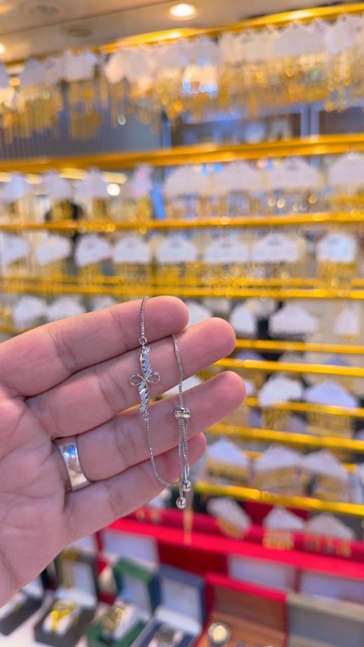 مساء الخير ☺️
وفرنالكم سوارات سحب شرط ضمان 2 سنه كوالتي عالي سعرررر 
3000 الاف عنوانا بابل المسيب تقاطع مستشفى المسيب مجاور تنزيلات حمزه ❤️🥹🥹


**إذا كنت صاحب هذا الإعلان وتريد حذفه لأي سبب، رجاءا أرسل رسالة إلى الدعم الفني**