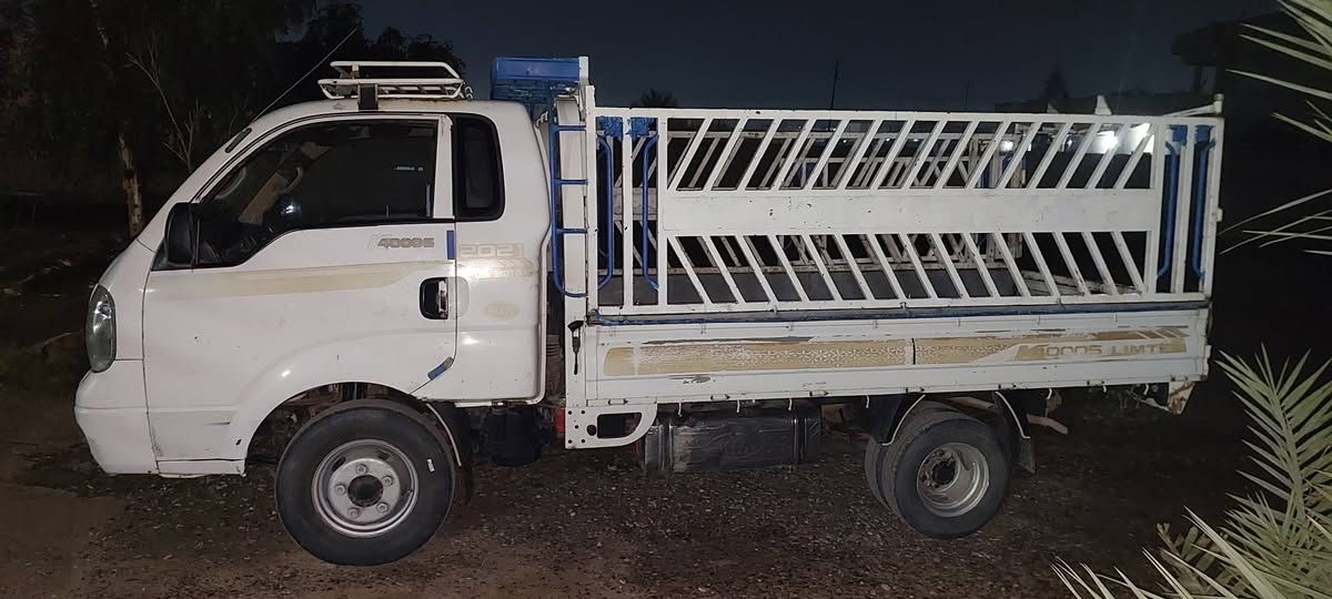 السلام عليكم فحل للبيع موديل ٢٠١٢
رقم صلاح الدين الماني سنوية 28 
سعر 105
تفاصيل استفسار على الرقم ***********
