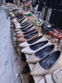 شلعه تصفيه محل احذية كعب ورياضي سعر رمزي جدا للاستفسار اكثر 0780404577...