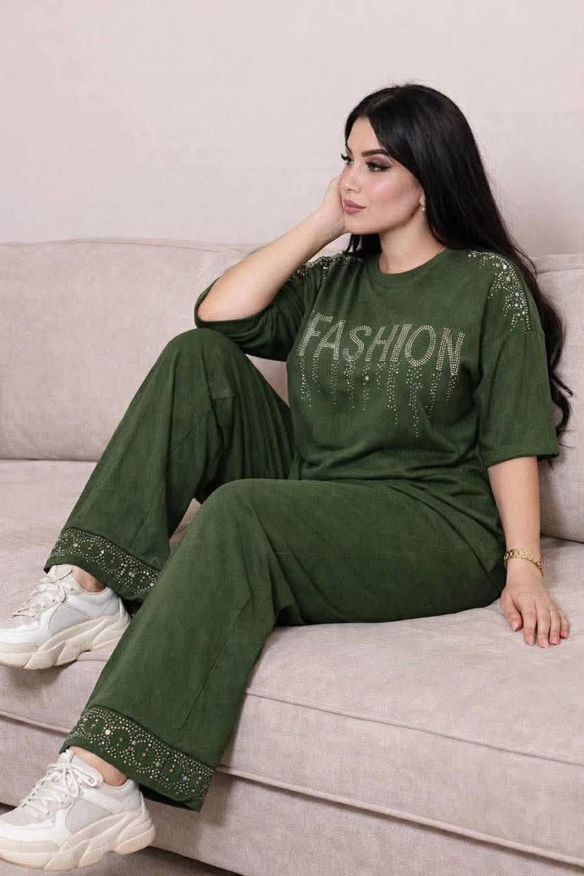 بنات حبايبي توفرت الوجبه الثانية ماشاء الله الي محصلت البارحه خل تجي ثبت حجز ع الخاص 😁😁عمي انتوا تدللون ع شمس  الصباح ☀️ 

يا الله عليك توكلنا 
حبايب شوفوا شنو وفرت الكم جمال ونزاكه الخامه درجه اولى القياسات فري سايز من وزن 50 لحد وزن 90 
الحجز مسبق بنات كميه محدوده 😁 ها ونسيت اذكر السعر 13 عويناتي


**إذا كنت صاحب هذا الإعلان وتريد حذفه لأي سبب، رجاءا أرسل رسالة إلى الدعم الفني**