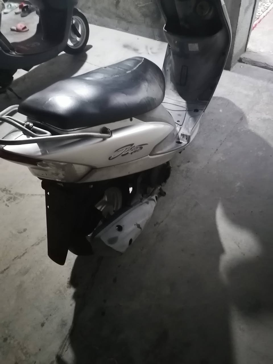 سلام عليكم دراجه ماكس منغولي مديل 2008 دراجه  مكينه خرسه كهربيات كله شغاله نكره سلف بي وقت دراجه بلديه ختم واحد شراي خاص


**إذا كنت صاحب هذا الإعلان وتريد حذفه لأي سبب، رجاءا أرسل رسالة إلى الدعم الفني**