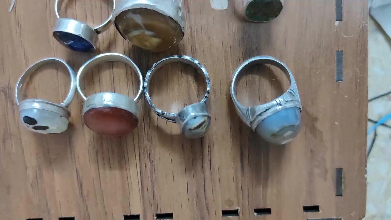 مرحبا عل 30 المحبس مكاني ميسان يوجد خدمة توصيل ***********
