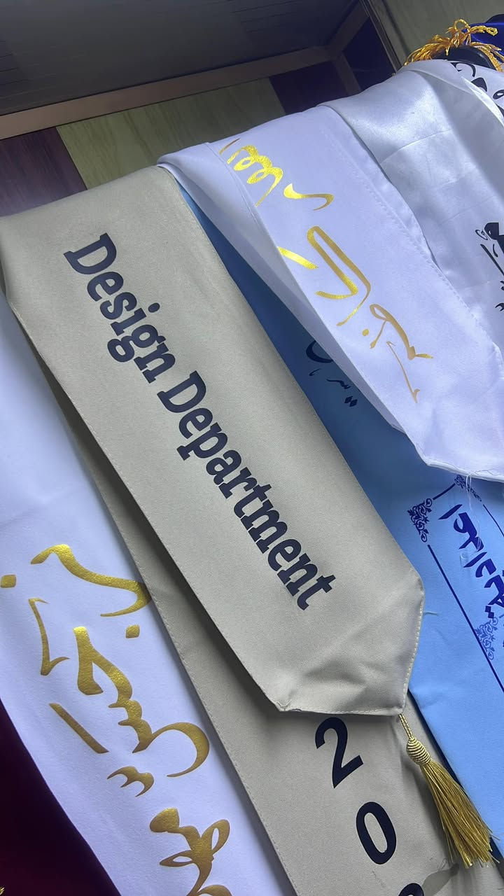 ألى خريجينا الحلوين♥️✨
يتوفر لدى مطبعة الطائي🌟
طباعة على الوشاح وقبعة التخرج👩‍🎓

طباعة الوشاح بجميع الالون والزخرفة..🎽
طباعة القبعة بجميع الالوان والزخرفة 🎓
للحجز مراسلة الصفحة أو
الاتصال على الرقم التالي***********واتس اب-هاتف

يوجد خدمة توصيل لجميع محافظاتنة الحبيبة 5 ألف فقط🚚
