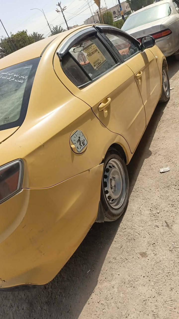 سنويه لل٣٠بسمي 
مكينه وكير كورلا ١٦٠٠تنوني شاده
تخم تايرات ٤صارلهن شهر
حداديه٠جديده،+شاشه٠
سياره جاهزه+لايت زنون
تبريد بس ربط من حورت راح الغاز
السعر ٣٥ للستفسار ***********مكاني ناصريه غراف
