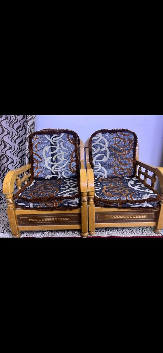 تخم للبيع تسع مقاعد سعر 270  *********** مكان بغداد
