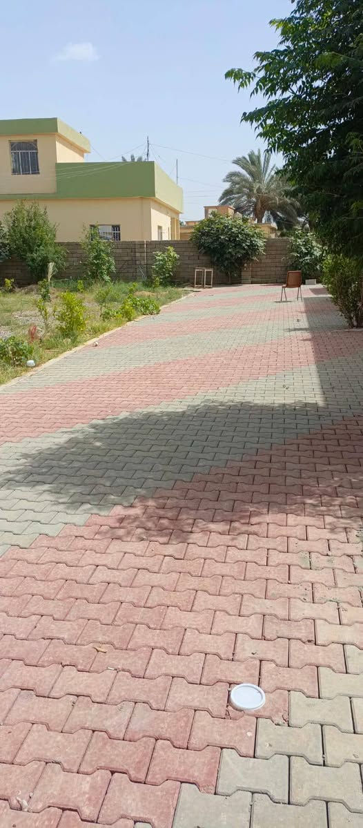 يوجد كرستة وعمل بيهارتون شغل درجة اولى وبأسعار مناسبة جدا للأستفسار اتصل على ***********او تعال خاص
