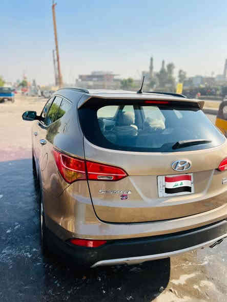 السلام عليكم 
سنتافي 2015 خليجية 
6 سلندر محرك 3300 دفع رباعي 

رقم بغداد سنوية ب اسمي

تخم تايرات جديد 

7 راكب 

تبريد ٣ قطع ثلج

حساسات خلفية و امامية

شاشة كبيره لمس

سونار مرفق بالمنشور فقط صبغ اثر شخوط بدون دواخل ولا ايرباك

السعر 165 وبيها مجال بسيط 

***********
