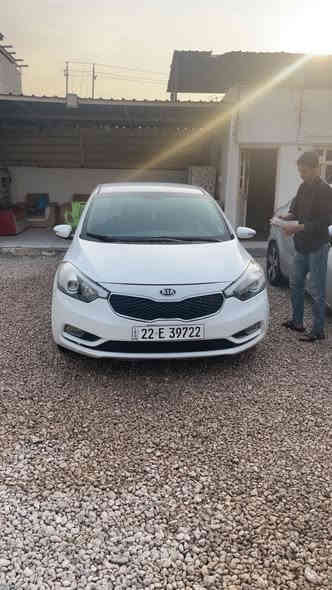 من رخصة ادمن كيا سيراتو. ٢٠١٤. خليجي بيه صبغ بنيد فقط رش بدون حادث رقم اربيل بسم كردي تريد وكاله او تحويل كير مكينه ما مفتوح سياره حلوه  سعر ١٠١٧ بيه مجال قليل *********** مكان كربلاء
