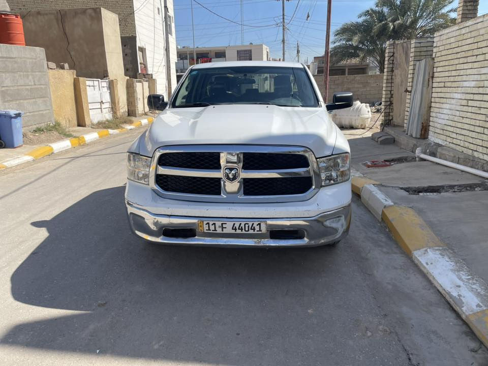 سلام عليكم رام كلاسك 2017
مكينه 3600
مكينه كير تبريد تدفئه خير من الله 
سيارة ب اسمي  بغداد
ترهم مراوس او بيع سعر 163
اتصال***********
***********
