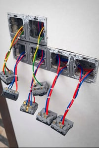تأسيس كهرباء • بوردات سيطرة • أشراف هندسي