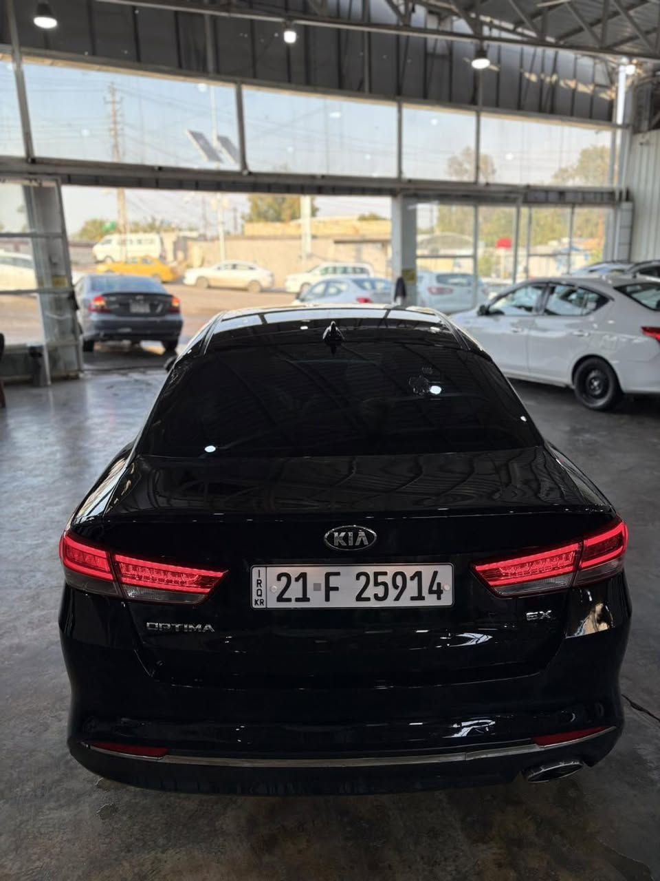 ابدأ رحلتك نحو القيادة المثالية مع معرض الدله للسيارات🚘، حيث الثقة والتفوق يلتقيان في كل تجربة قيادة. نحن نعلم أن السعر والجودة هما عوامل حاسمة في اختيار سيارتك المثالية، ولذلك نقدم لك أسعارًا تنافسية لا تُقاوِم.

الموقع📍: بغداد الكريعات شارع الوقف السني 
للاستفسار :***********
                    او 
***********

اللاستفسار عبر الواتساب ‬

النوع:كيا اوبتما 
الموديل:2016
حجم المحرك:2.400
عداد المسافه:86الف 
صور حادثه مرفقه في المنشور
المواصفات:
بصمه تشغيل
بصمه ابواب
كشن خزن
تدفئه كشنات
تدفئه ستيرن
شاشه 
كامرا
تحكم ستيرن جهتين
مثبت سرعه
مري شفط
وباقي المواصفات المعروفه

