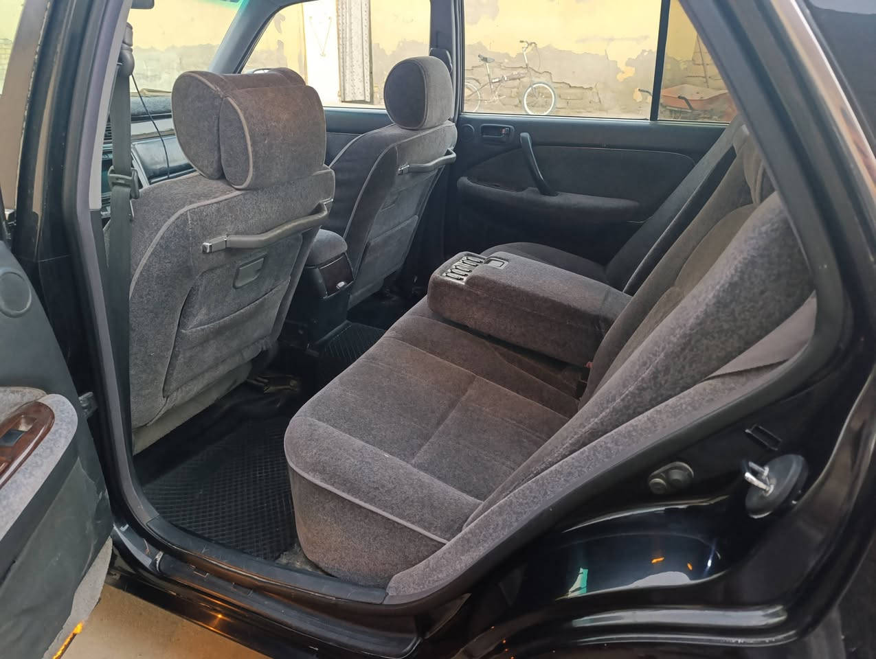 اللهم صل عل محمدوال محمد السلام عليكم للبيع اومراوس بسياره اقل منهامواصفات راس الثورتكم مكفوله كفاله عامه رقم نكليزي بسمي5دكم4كشنات كهرباءستيرن كهربائي لون اسودملكي السعر115مكاني سوك الشيوخ ***********السياره قطرة خياس مابيه
