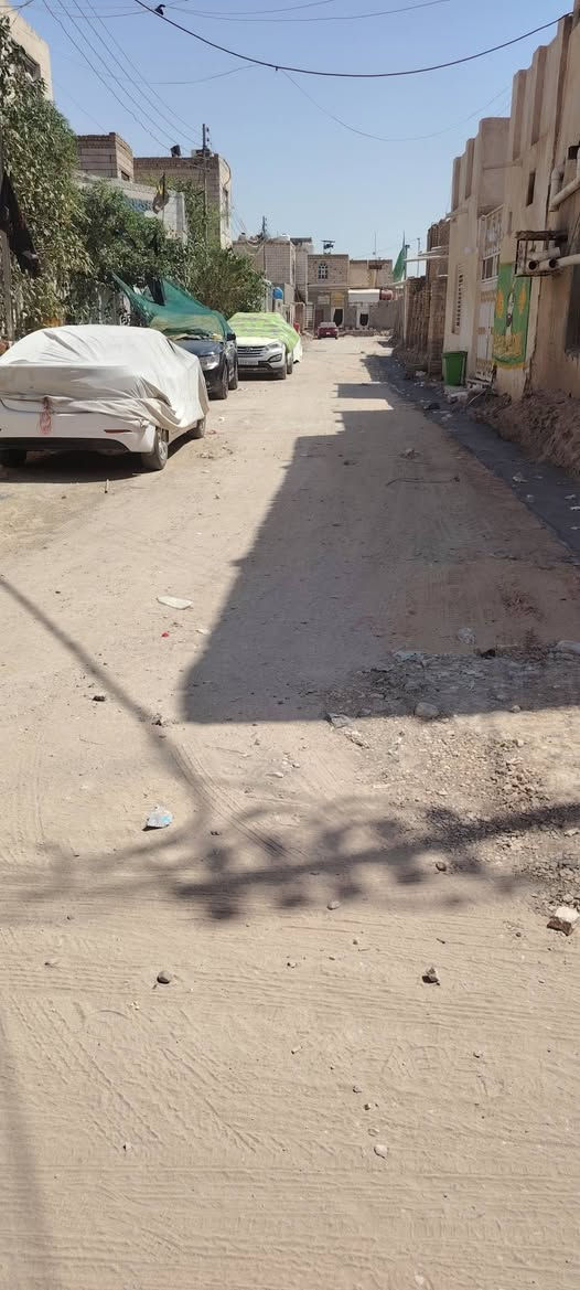 للبيع

بيت ١٠٠م امامي ركن طابقين

بناء قديم يعتبر قطعه

سعر ١٠٠ بيه مجال قليل 

يقع في حي الشهداء قرب جامع المحسن
داخل فرع عرض ١٠م

موبايل للاستفسار ***********
