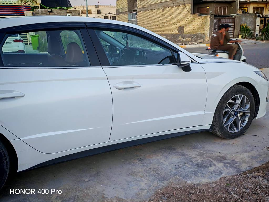 سوناتا 2020 محرك دوش 2000 خليجية بيها ضرر 5 قطع كير مكرك تبريد مكفول رقم بغداد باسمي تحويل ثاني يوم رقمي ***********&*********** بلاد رز, ديالى

