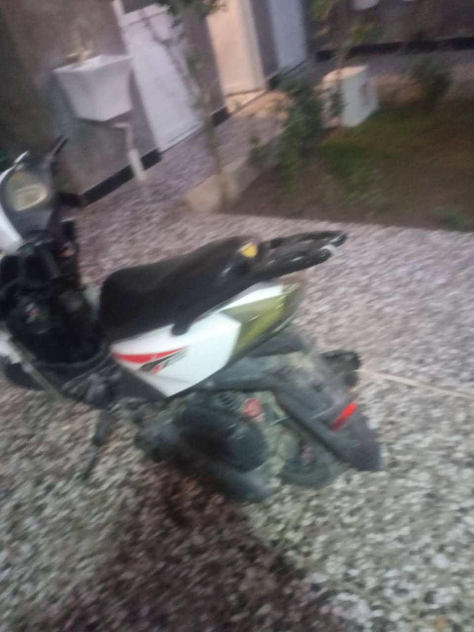 عندي هي ادراجه لبيع مكاني نجف نضيفه 160وبيه مجال ***********
