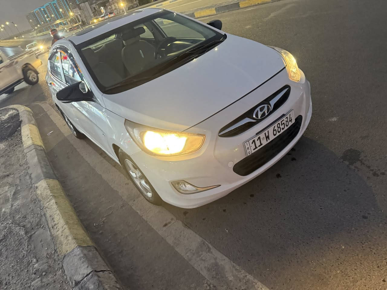 السلام عليكم اكسنت ٢٠١٢ بلو فول ماشية ١٢٧ مكفولة عدا الدوسة فقط السعر ١٠٣ وبيه مجال بسيط جاهزه من كلشي مكاني بغداد السيدية رقمي ***********
